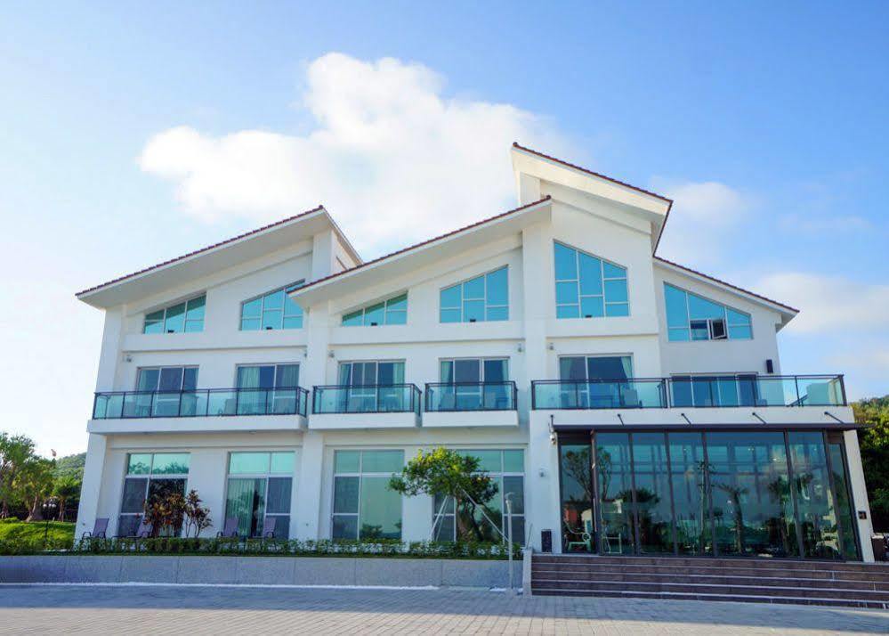 墾丁椰林 海灘文旅 Hotel Cape Eluanbi Exterior photo