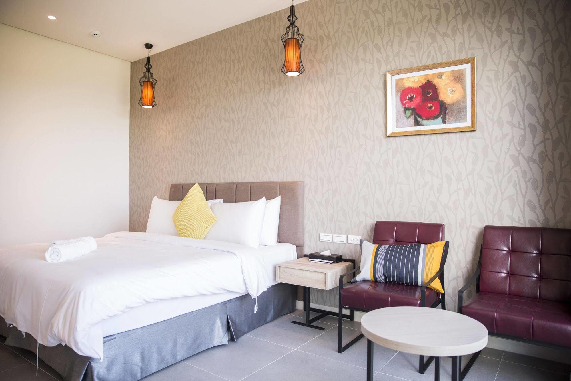 墾丁椰林 海灘文旅 Hotel Cape Eluanbi Exterior photo
