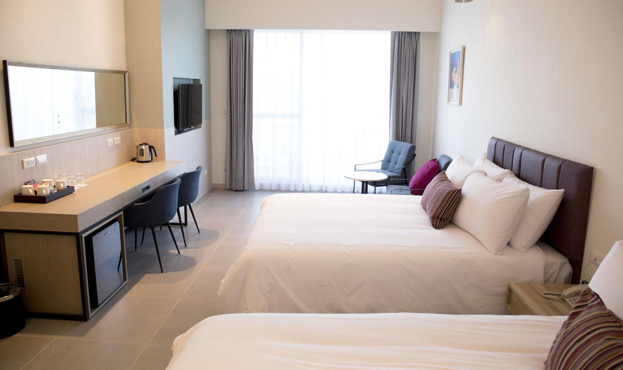 墾丁椰林 海灘文旅 Hotel Cape Eluanbi Exterior photo